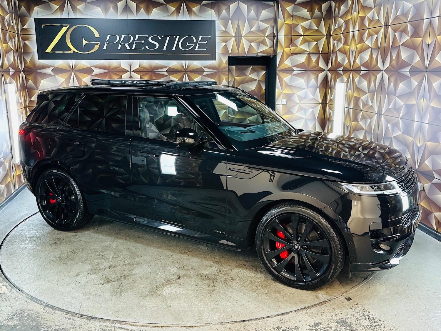 Used Land Rover Range Rover Sport 2024 for sale - 76377594: Photo 16