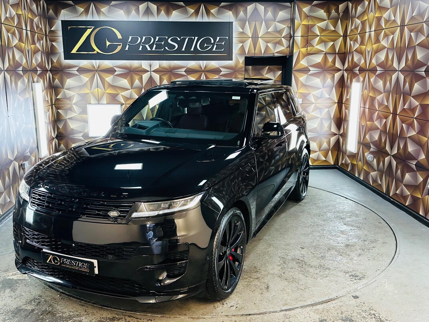 Used Land Rover Range Rover Sport 2024 for sale - 76377594: Photo 17