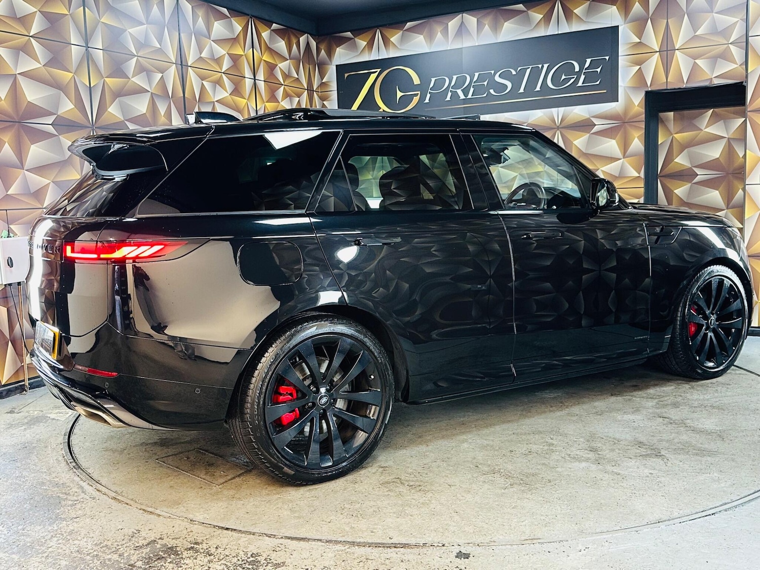 Used Land Rover Range Rover Sport 2024 for sale - 76377594: Photo 27