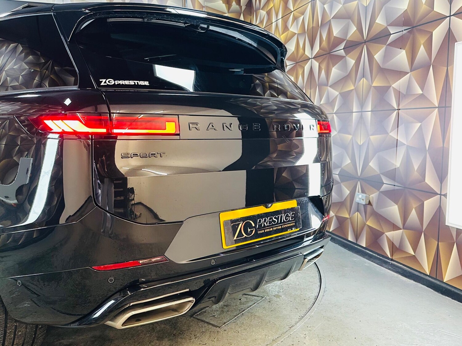 Used Land Rover Range Rover Sport 2024 for sale - 76377594: Photo 39