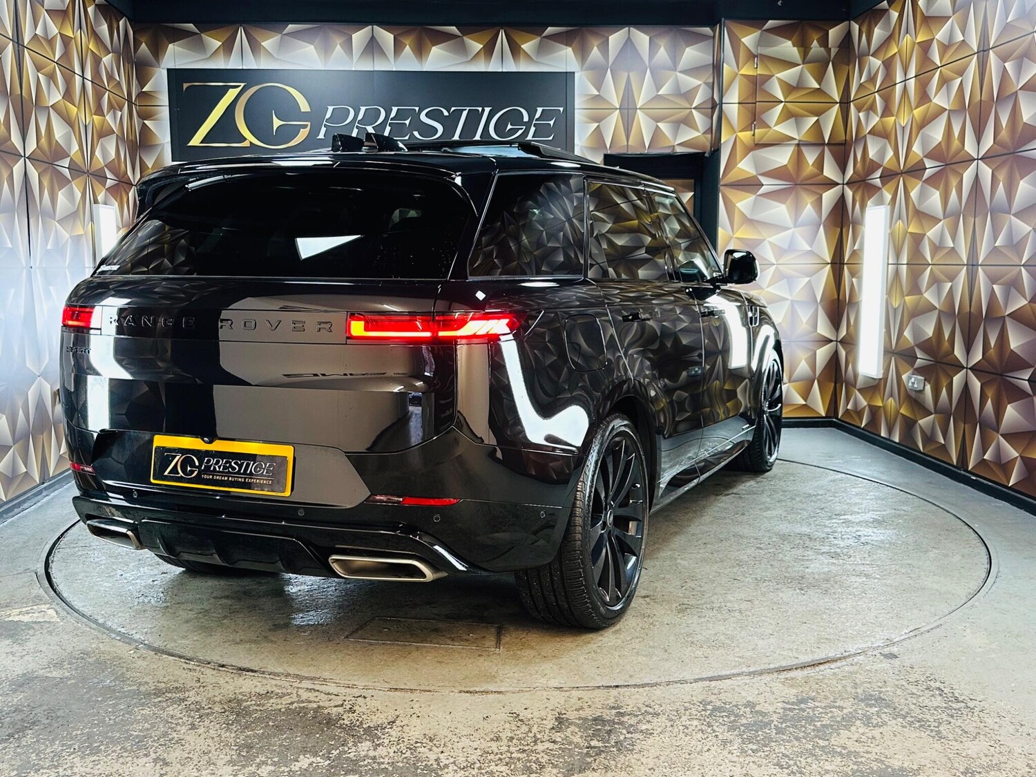 Used Land Rover Range Rover Sport 2024 for sale - 76377594: Photo 41