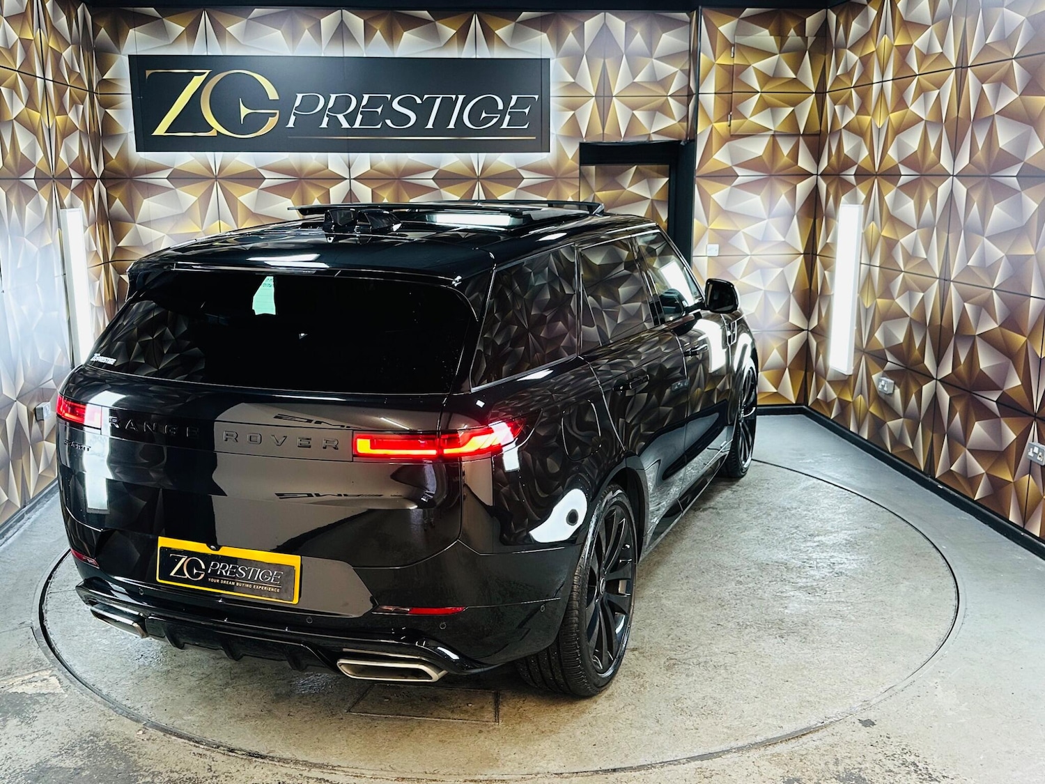 Used Land Rover Range Rover Sport 2024 for sale - 76377594: Photo 43