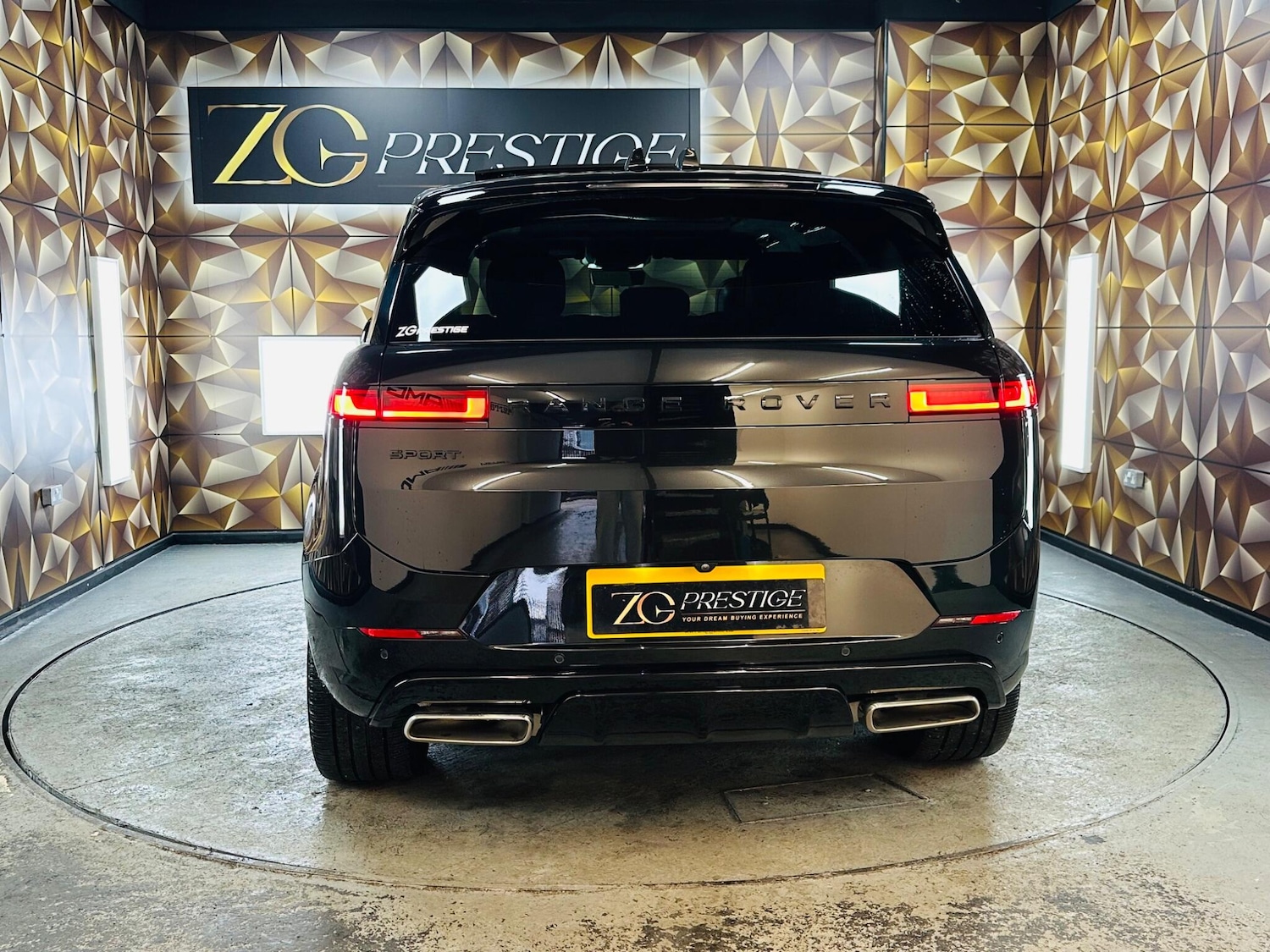 Used Land Rover Range Rover Sport 2024 for sale - 76377594: Photo 5