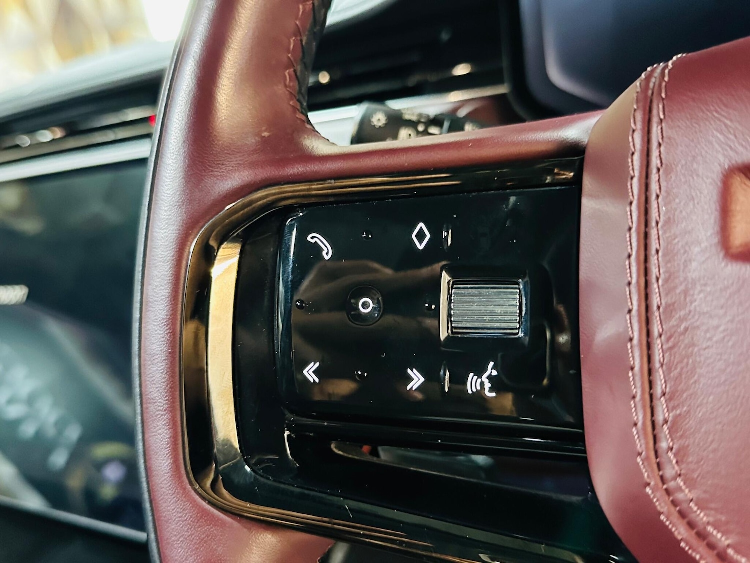 Used Land Rover Range Rover Sport 2024 for sale - 76377594: Photo 50