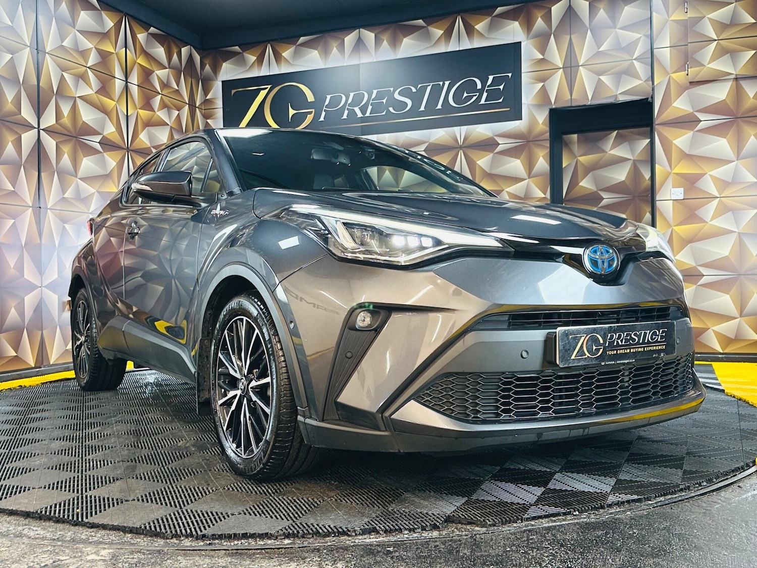 Used Toyota C-HR for sale - 77754150: Photo 31