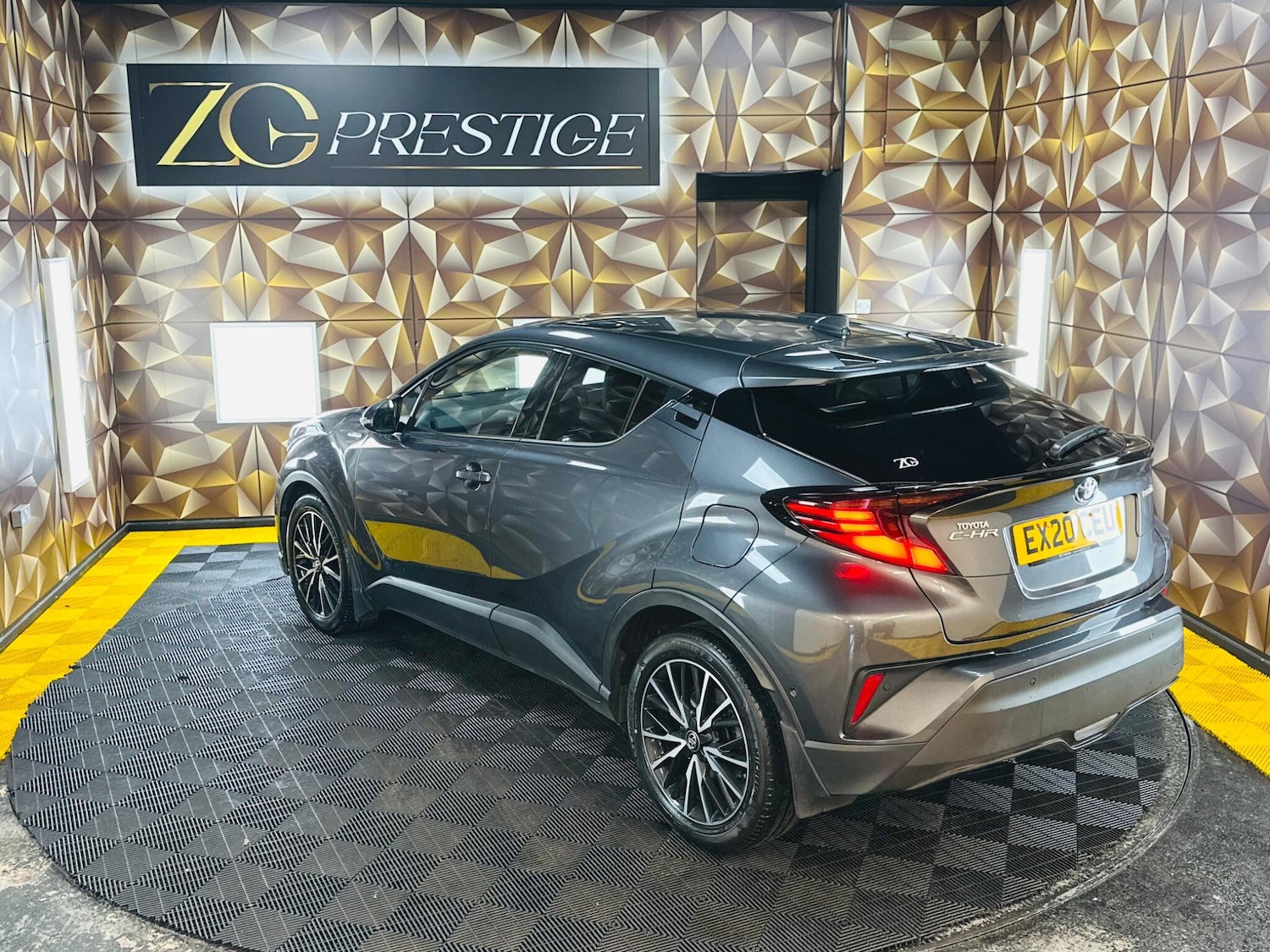 Used Toyota C-HR for sale - 77754150: Photo 40