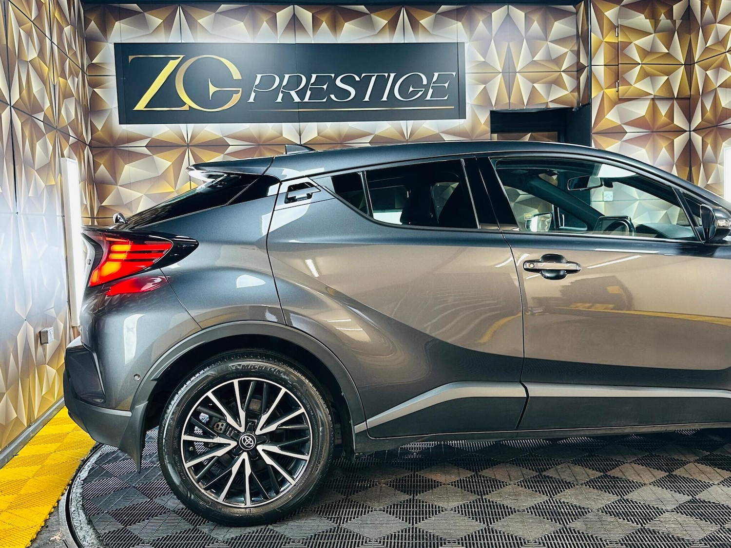 Used Toyota C-HR for sale - 77754150: Photo 42