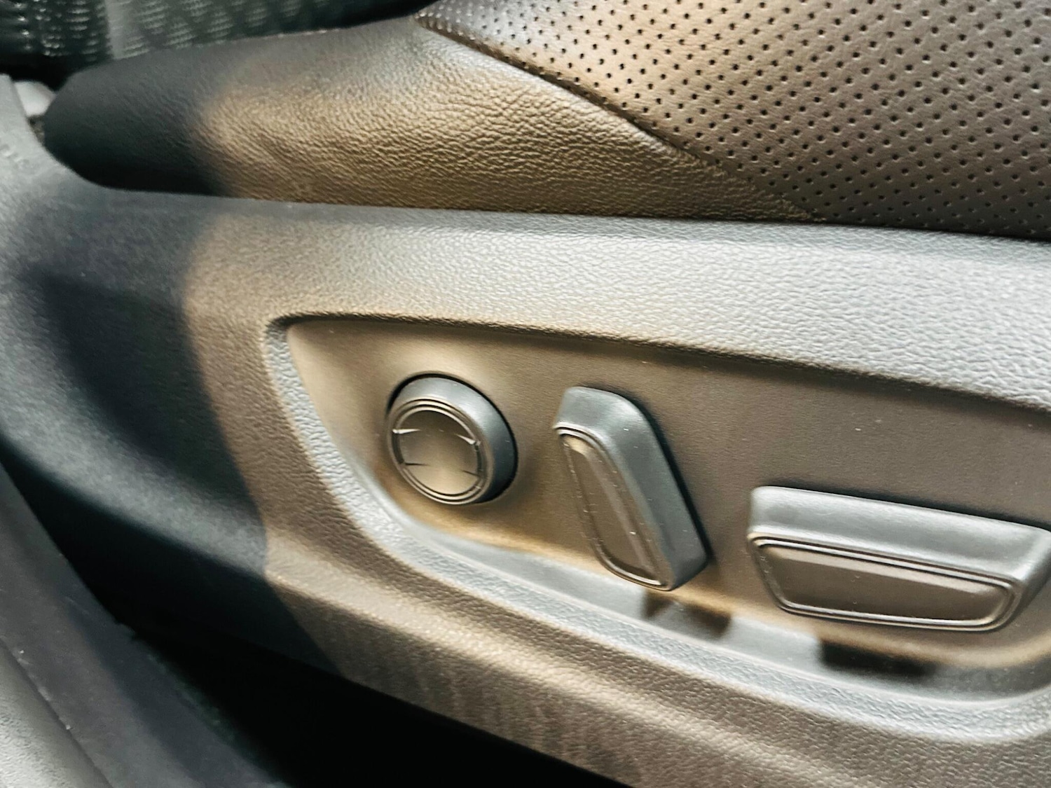 Used Toyota C-HR for sale - 77754150: Photo 58