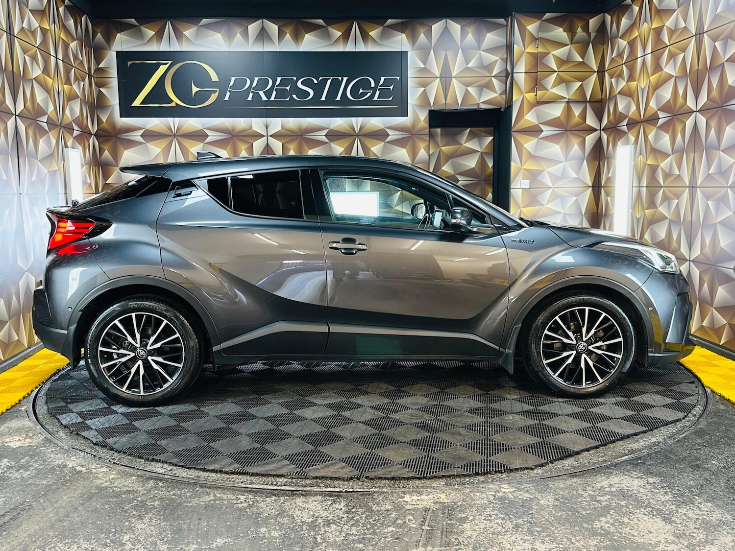 Used Toyota C-HR for sale - 77754150: Photo 9