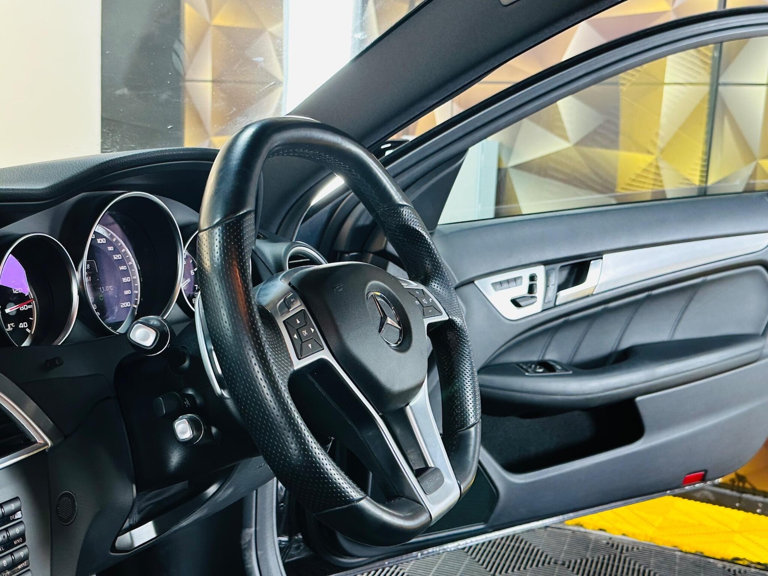 Used Mercedes-Benz C Class for sale - 77982558: Photo 30