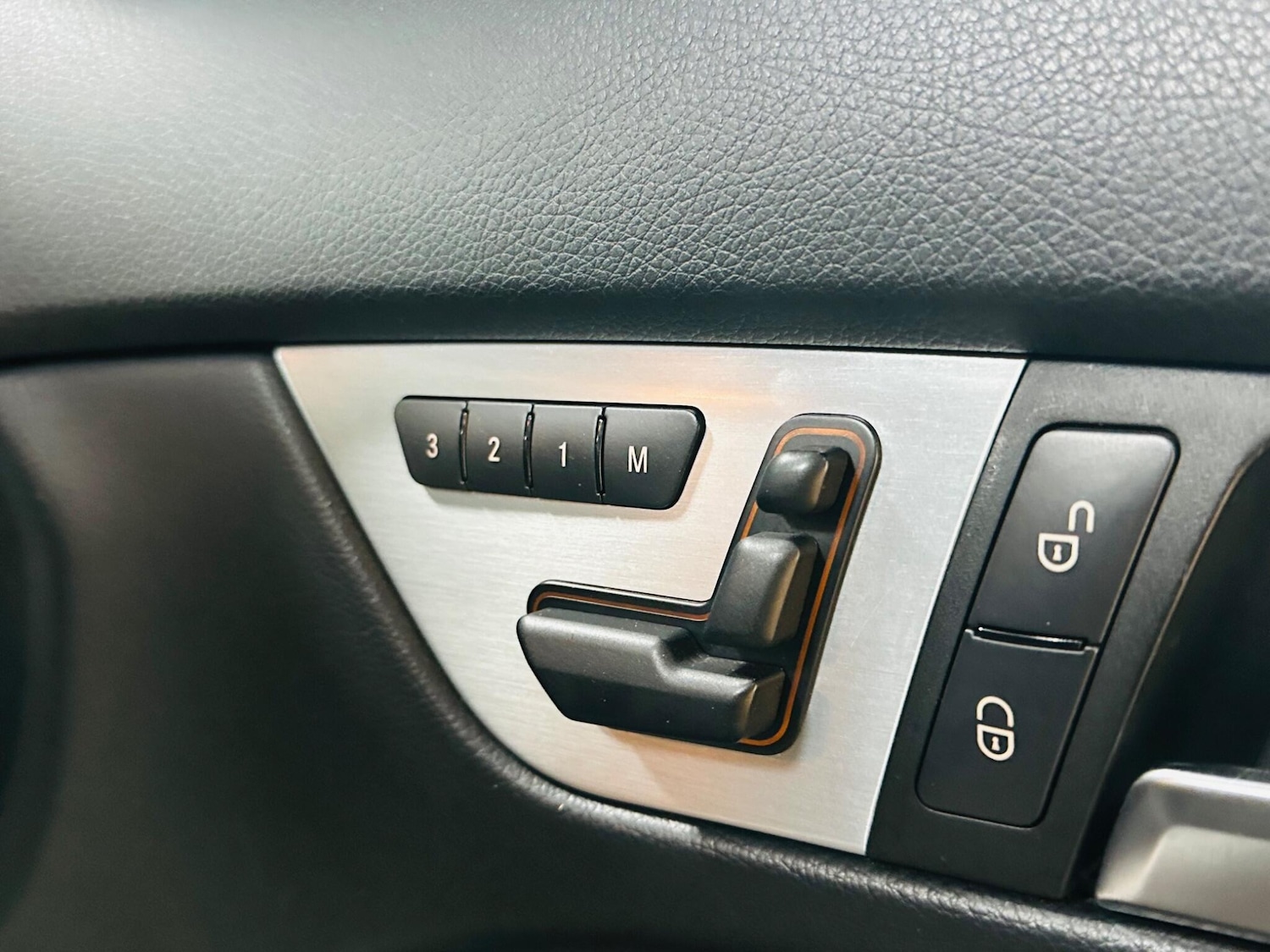 Used Mercedes-Benz C Class for sale - 77982558: Photo 61