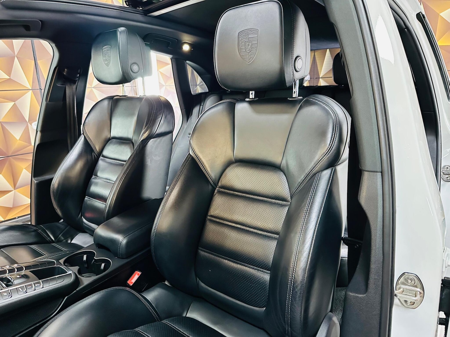 Used Porsche Macan 2015 for sale - 76702381: Photo 14