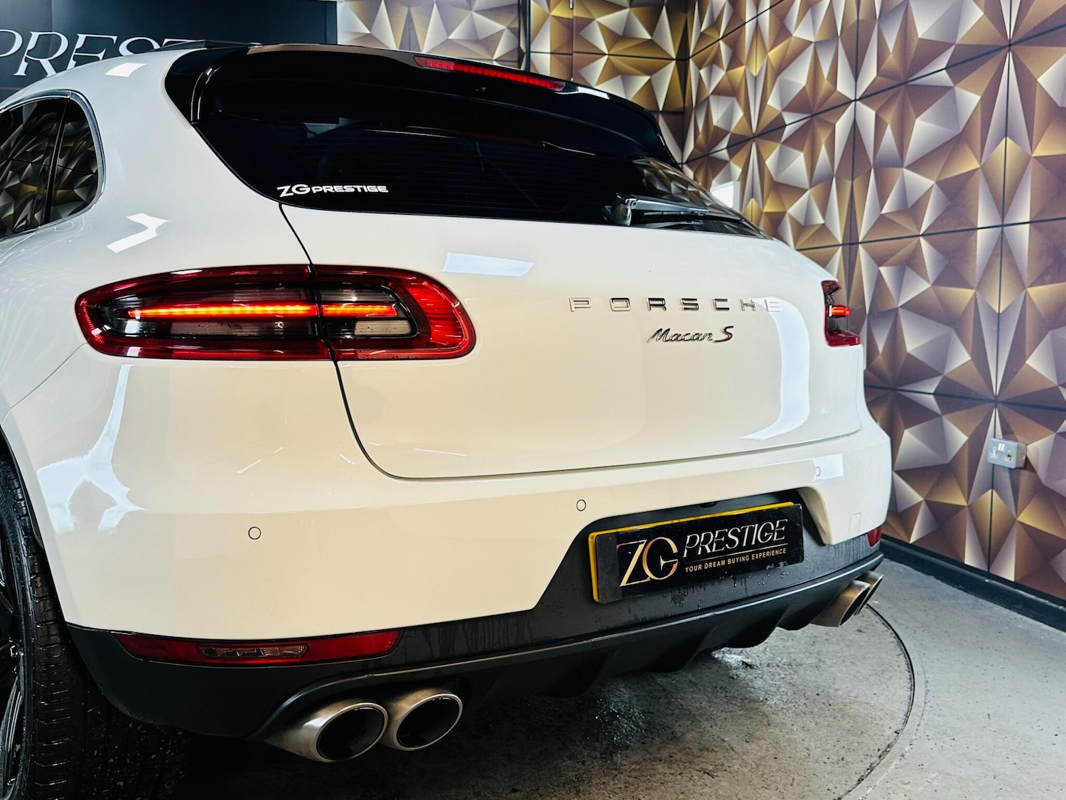 Used Porsche Macan 2015 for sale - 76702381: Photo 43
