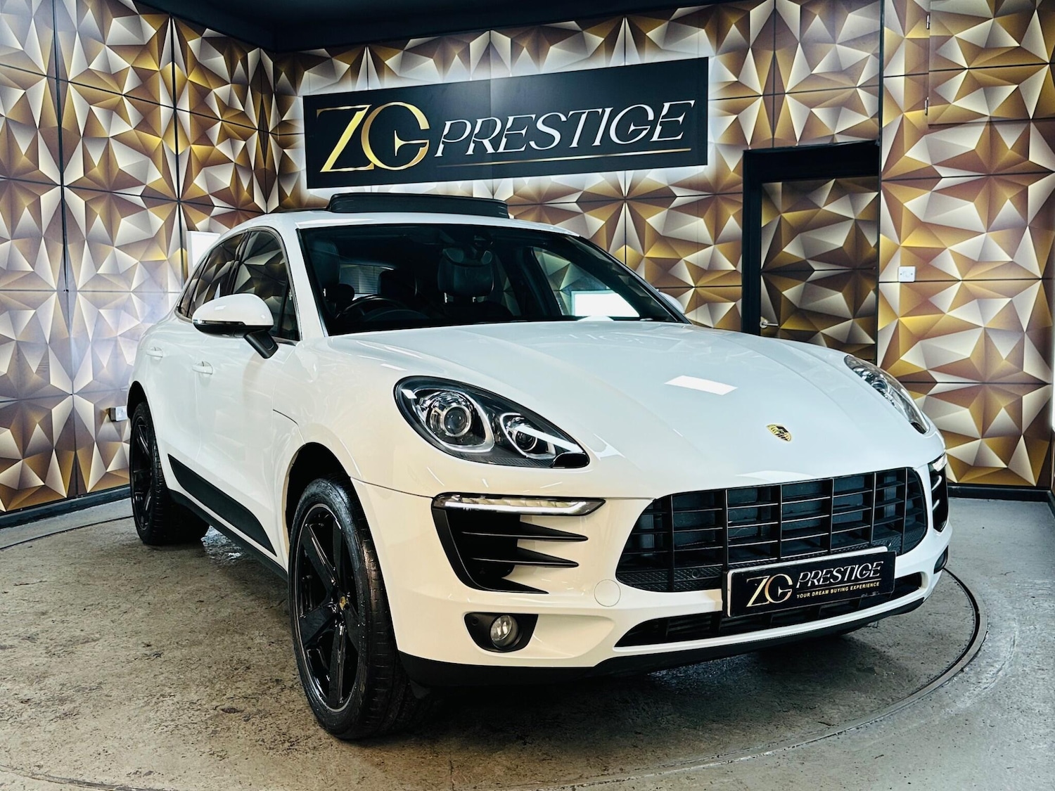 Used Porsche Macan 2015 for sale - 76702381: Photo 46