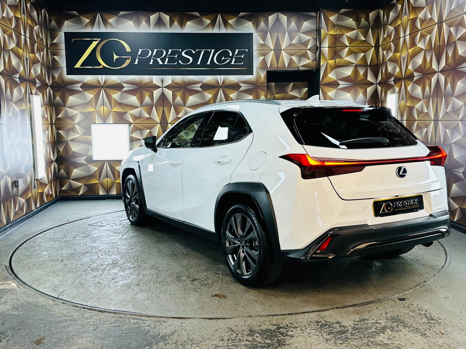 Used Lexus UX 2019 for sale - 76597456: Photo 25