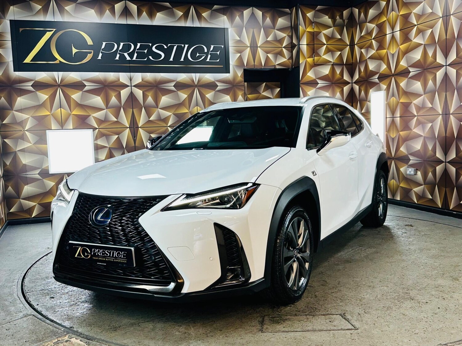 Used Lexus UX 2019 for sale - 76597456: Photo 31