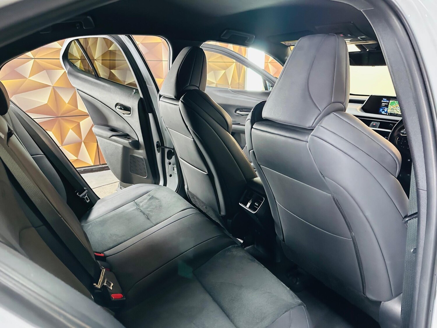 Used Lexus UX 2019 for sale - 76597456: Photo 63