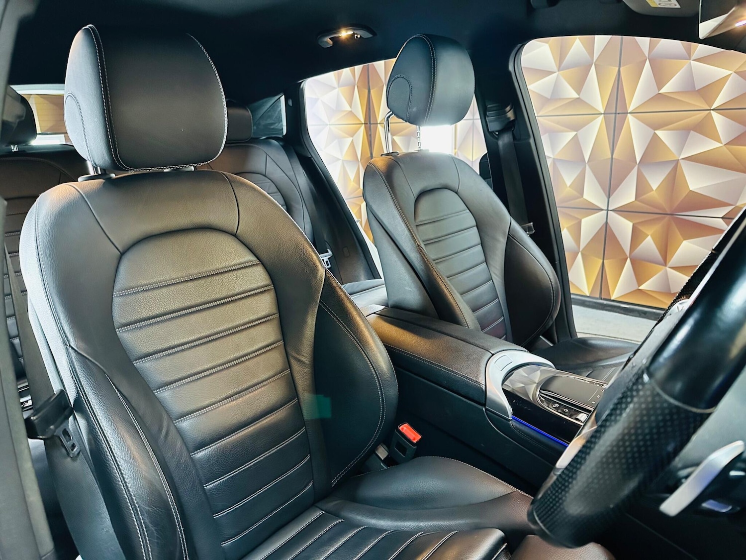 Used Mercedes-Benz EQC 2022 for sale - 76715089: Photo 10