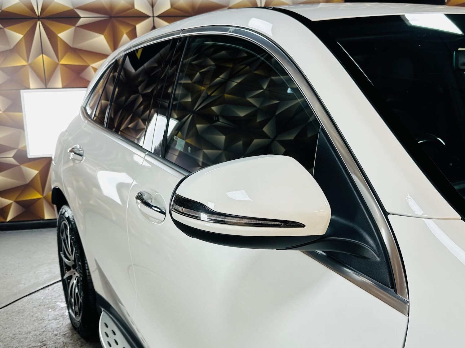 Used Mercedes-Benz EQC 2022 for sale - 76715089: Photo 38