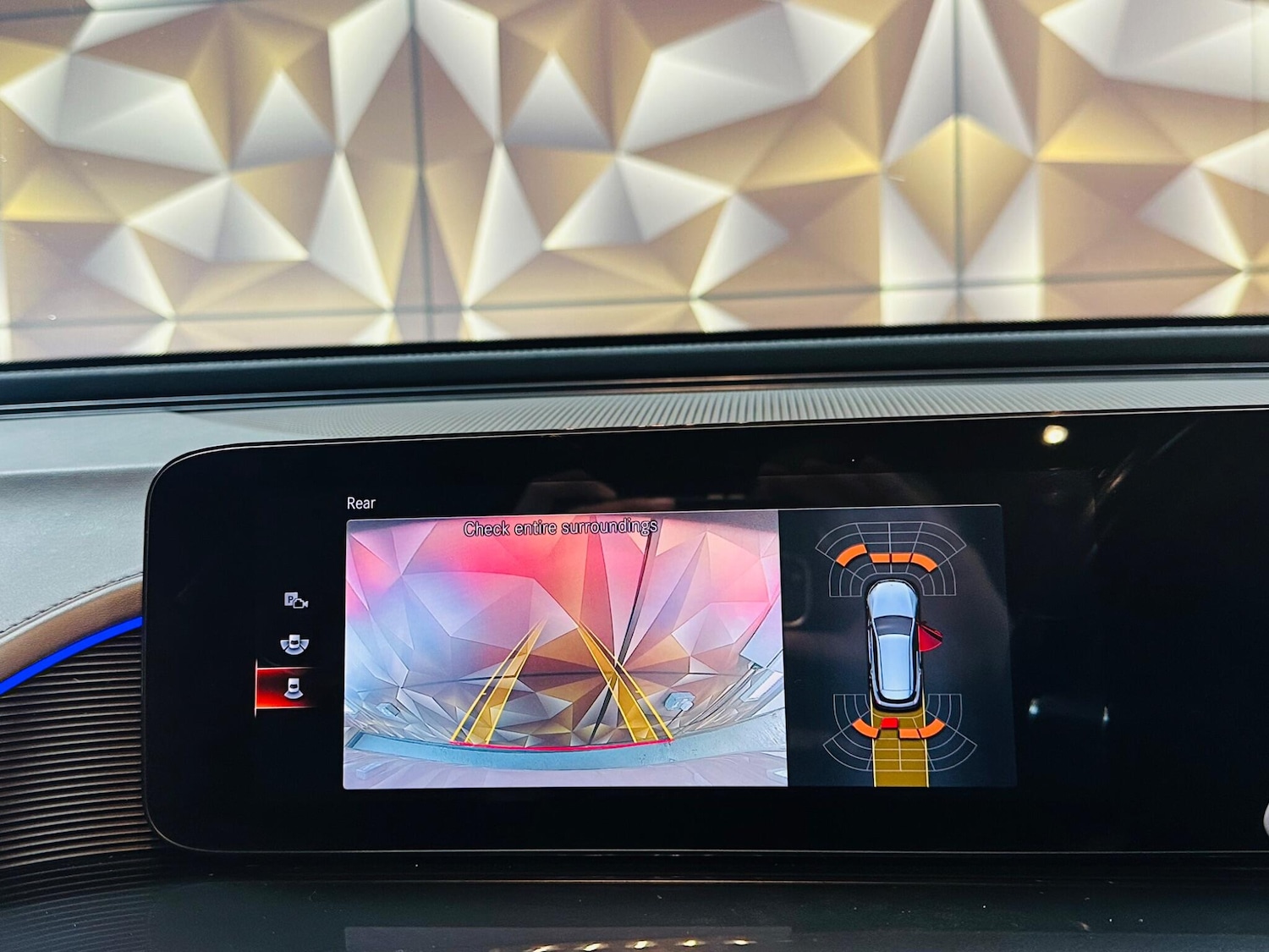 Used Mercedes-Benz EQC 2022 for sale - 76715089: Photo 4