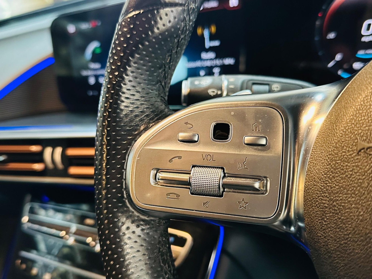 Used Mercedes-Benz EQC 2022 for sale - 76715089: Photo 52