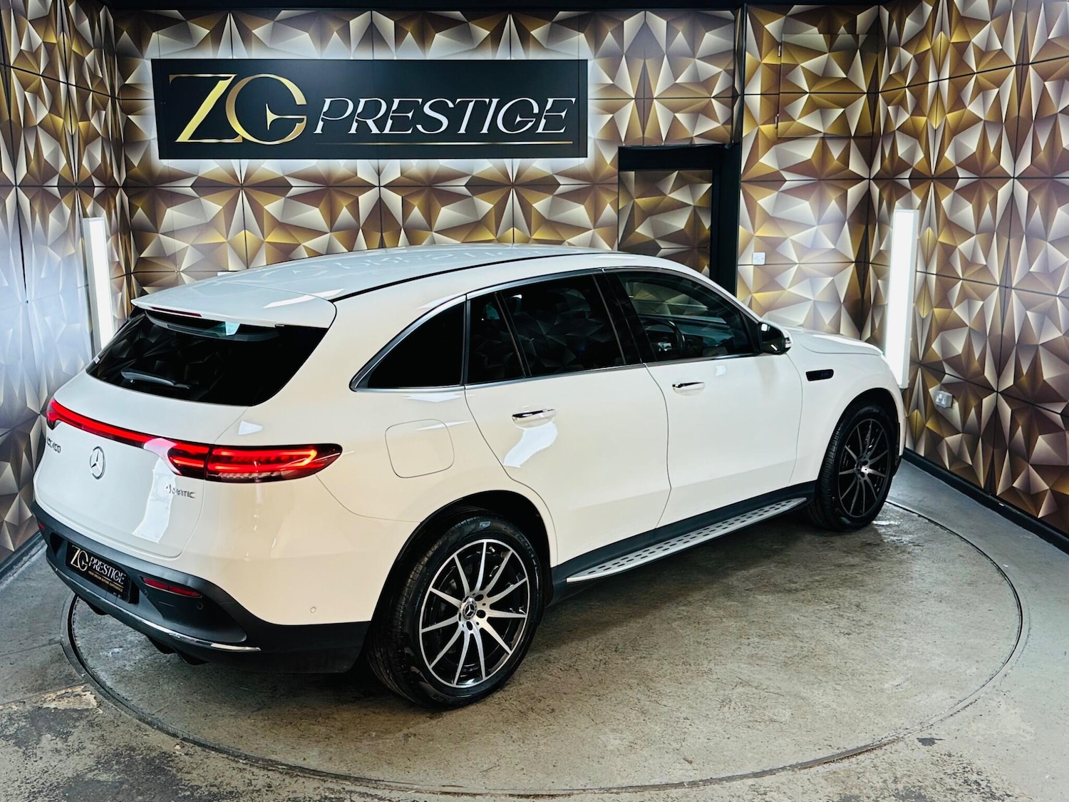 Used Mercedes-Benz EQC 2022 for sale - 76715089: Photo 7