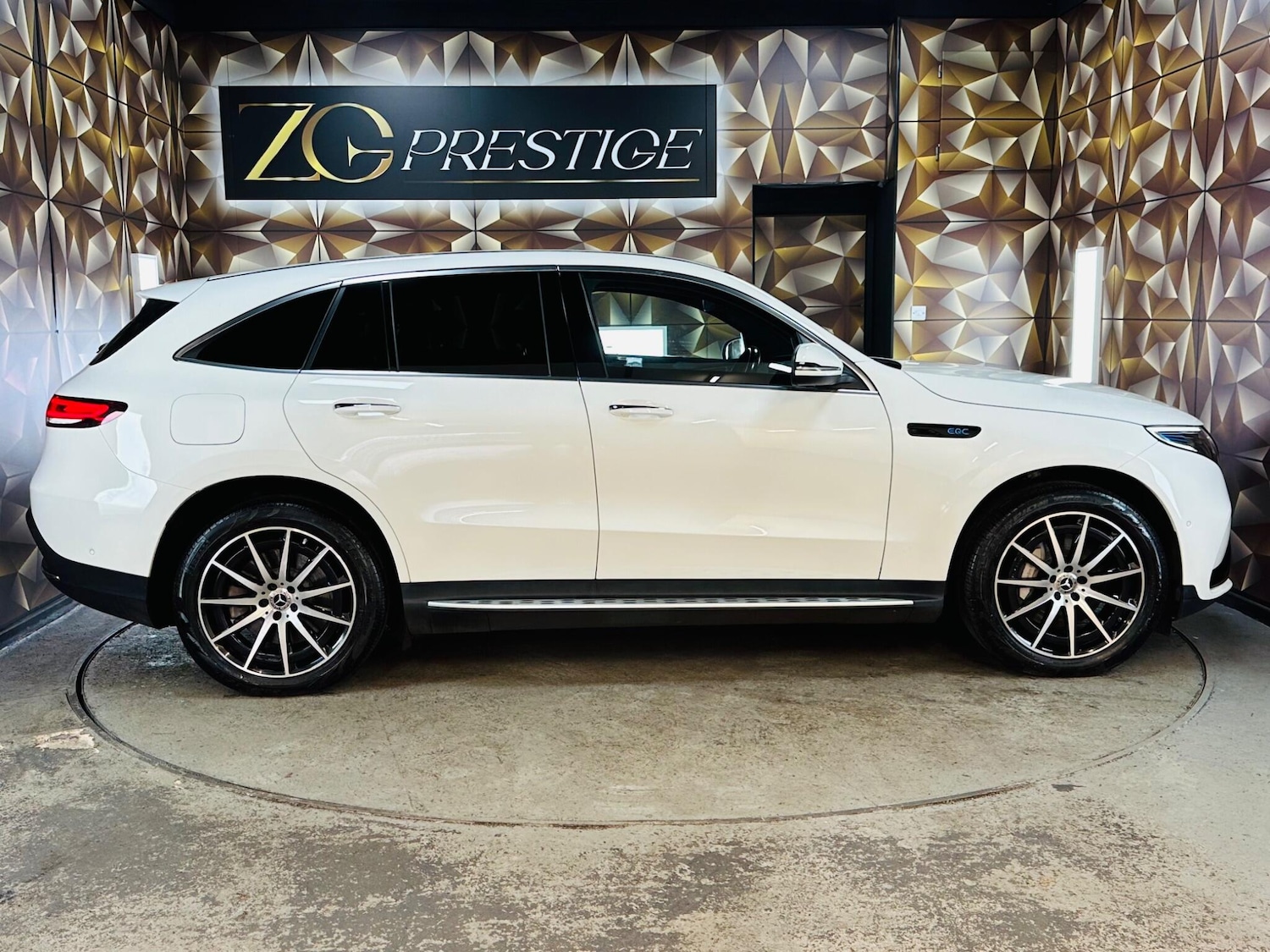Used Mercedes-Benz EQC 2022 for sale - 76715089: Photo 9
