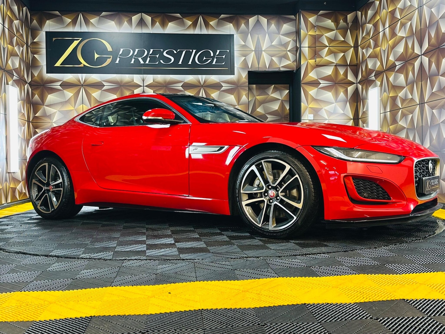 Used Jaguar F-Type 2021 for sale - 77084395: Photo 17