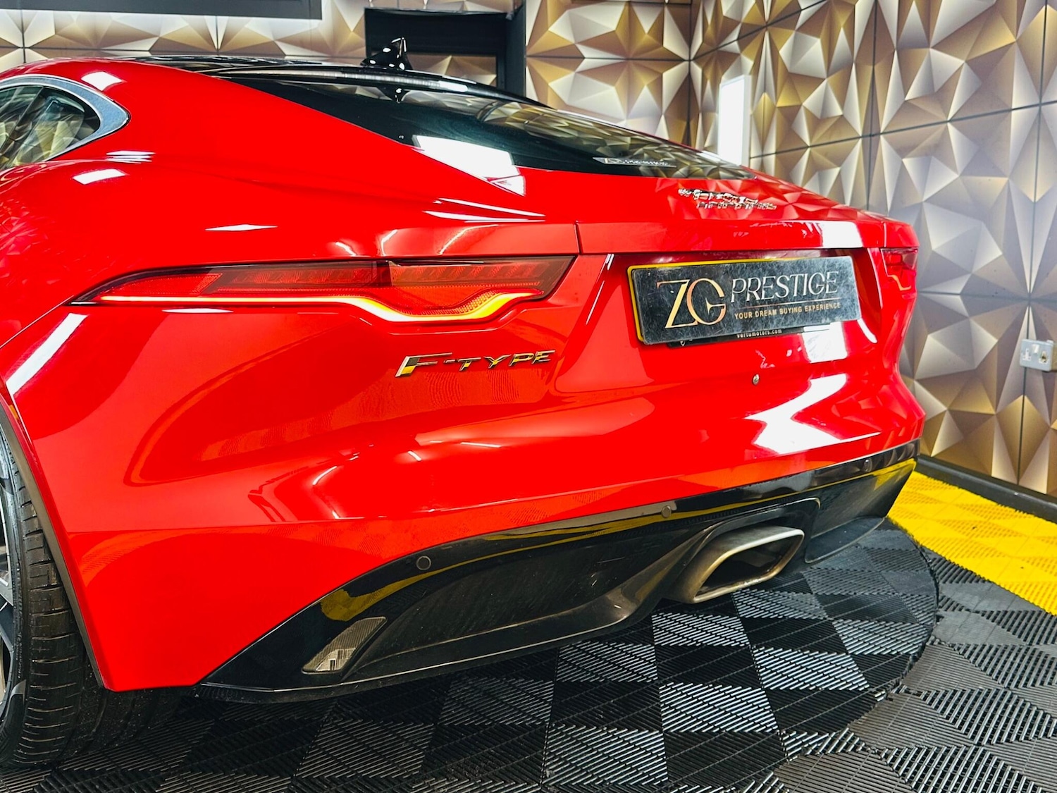 Used Jaguar F-Type 2021 for sale - 77084395: Photo 27