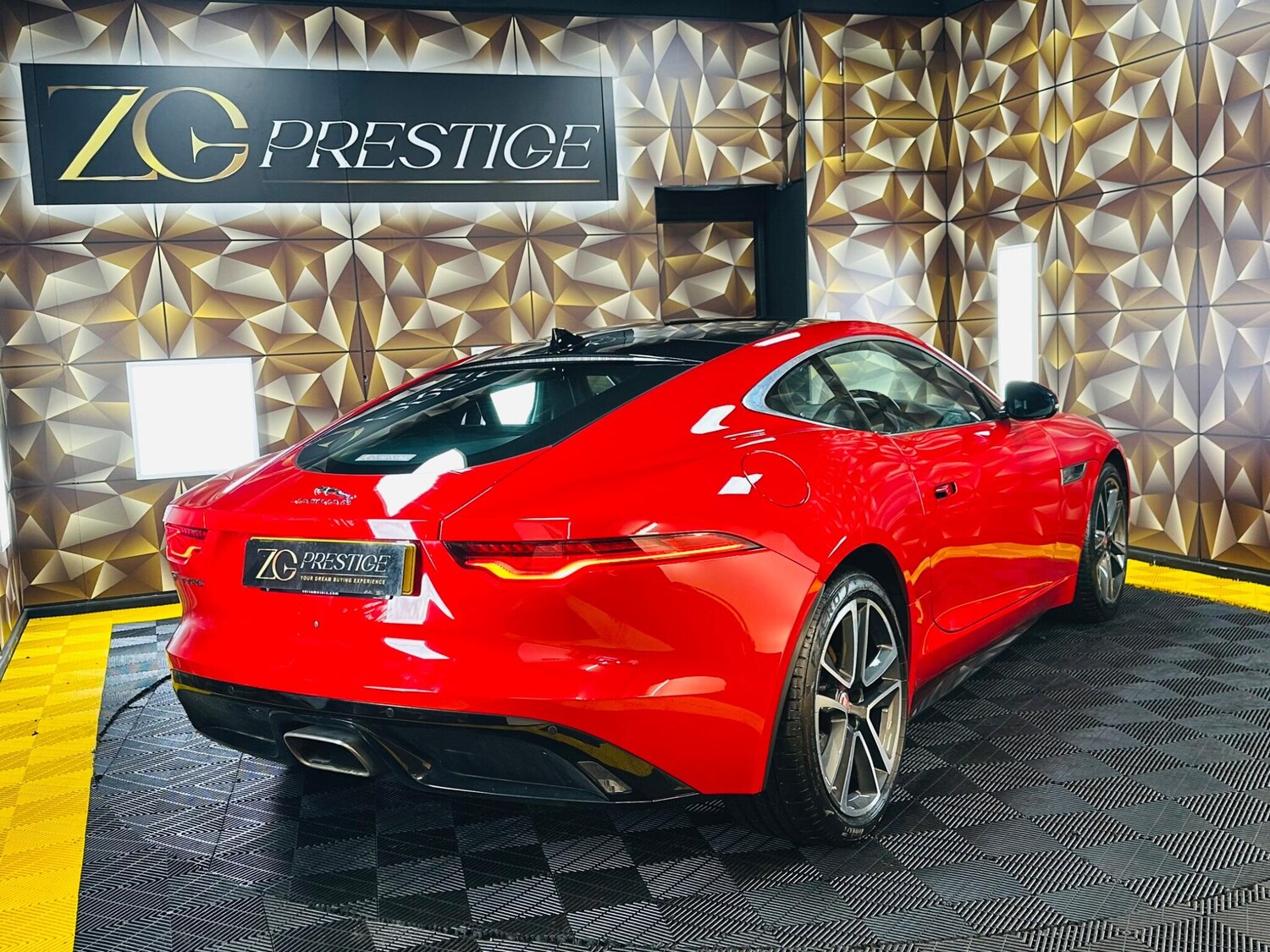 Used Jaguar F-Type 2021 for sale - 77084395: Photo 31