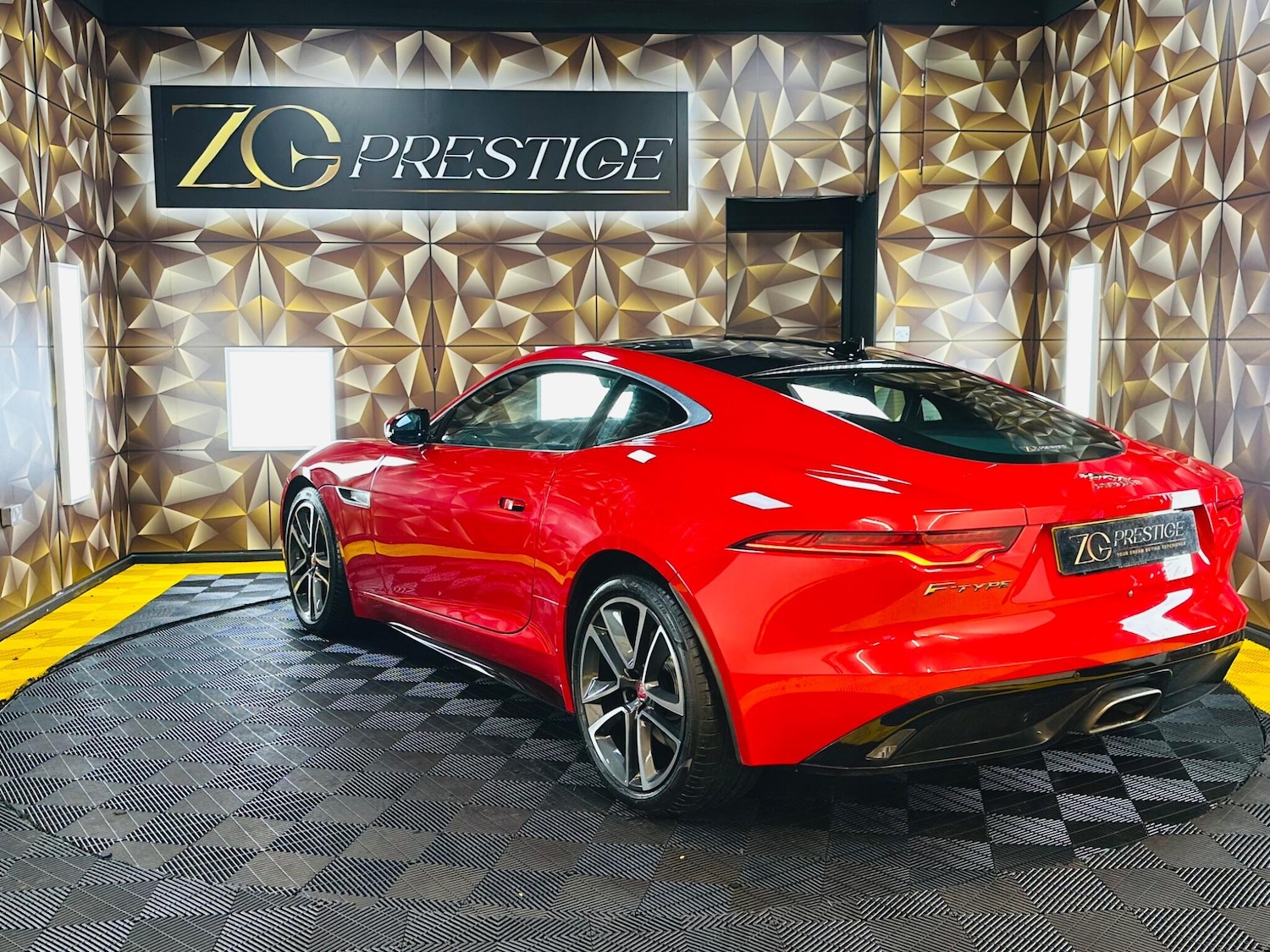 Used Jaguar F-Type 2021 for sale - 77084395: Photo 33