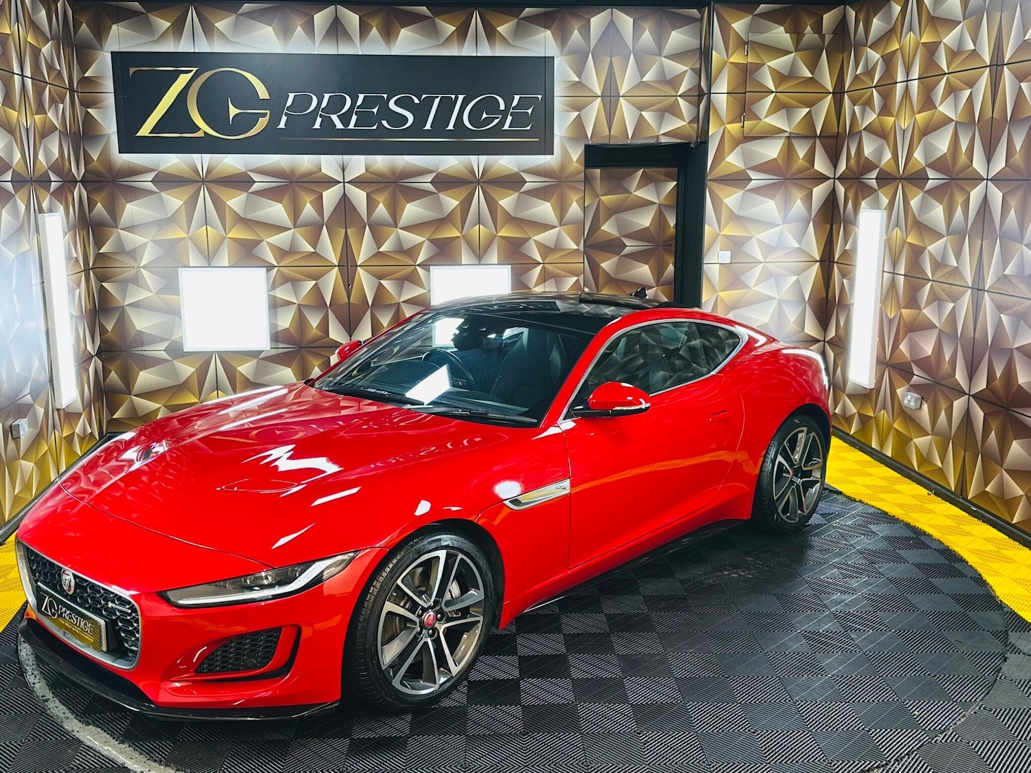 Used Jaguar F-Type 2021 for sale - 77084395: Photo 40