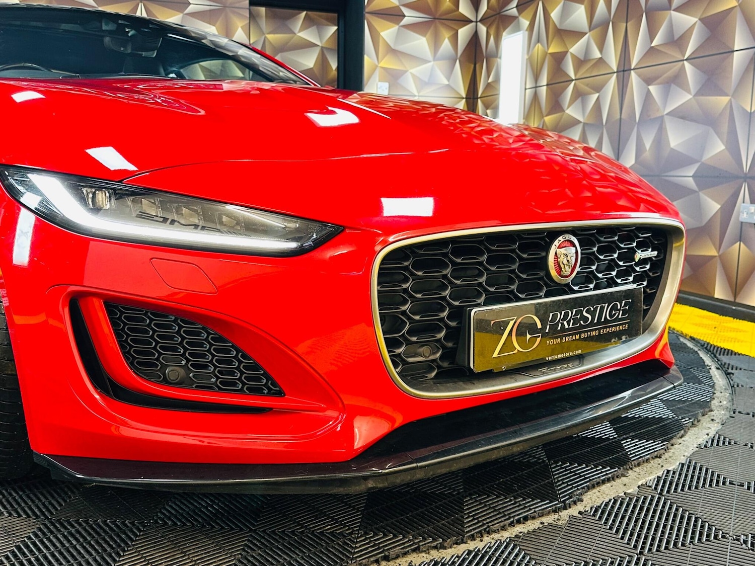 Used Jaguar F-Type 2021 for sale - 77084395: Photo 41