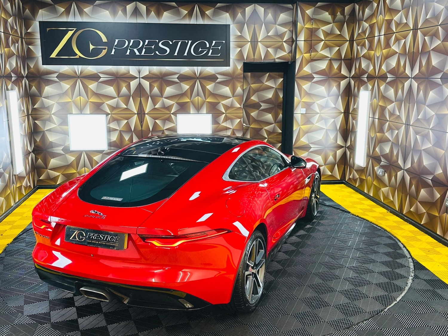 Used Jaguar F-Type 2021 for sale - 77084395: Photo 46