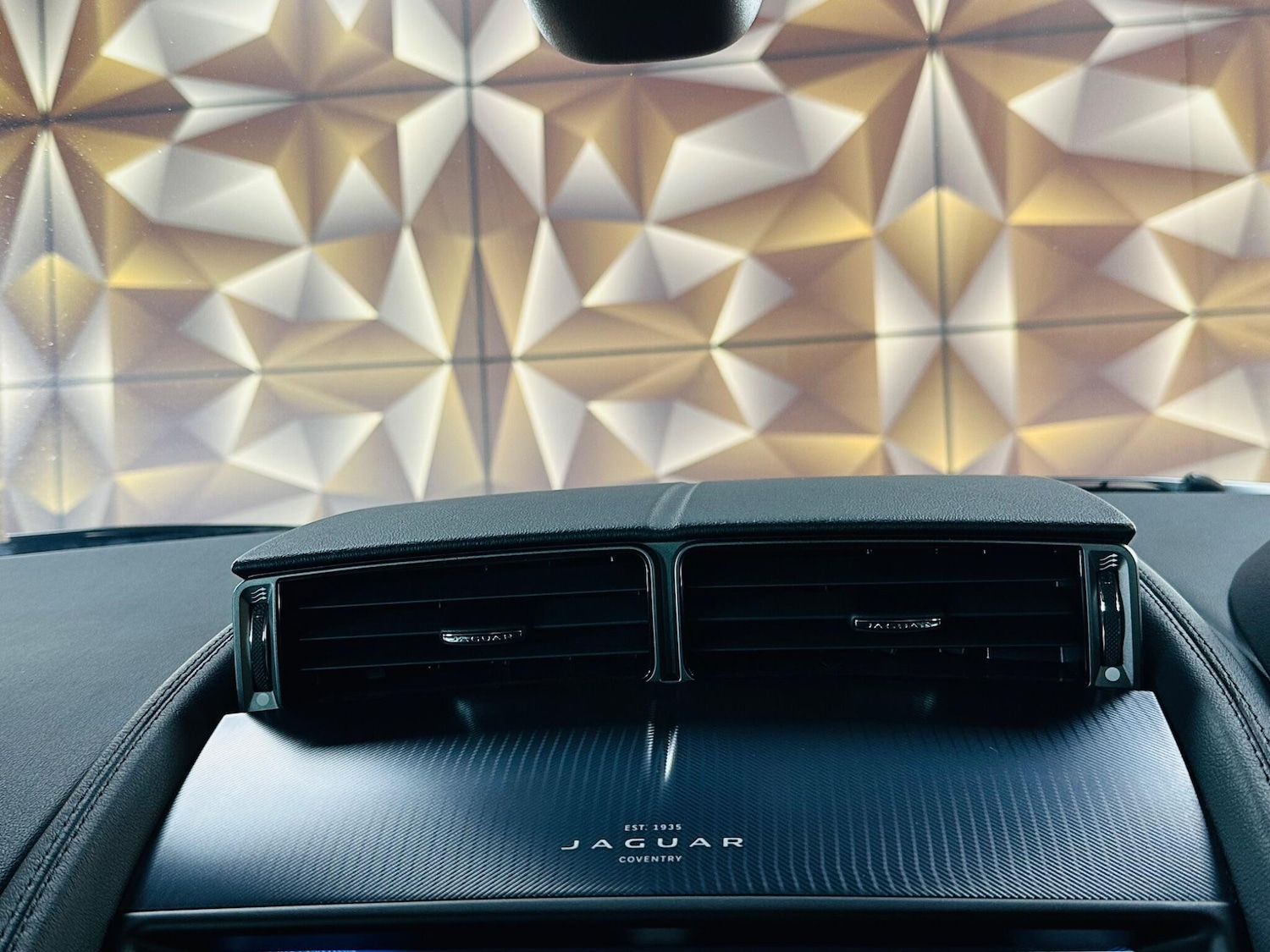 Used Jaguar F-Type 2021 for sale - 77084395: Photo 58