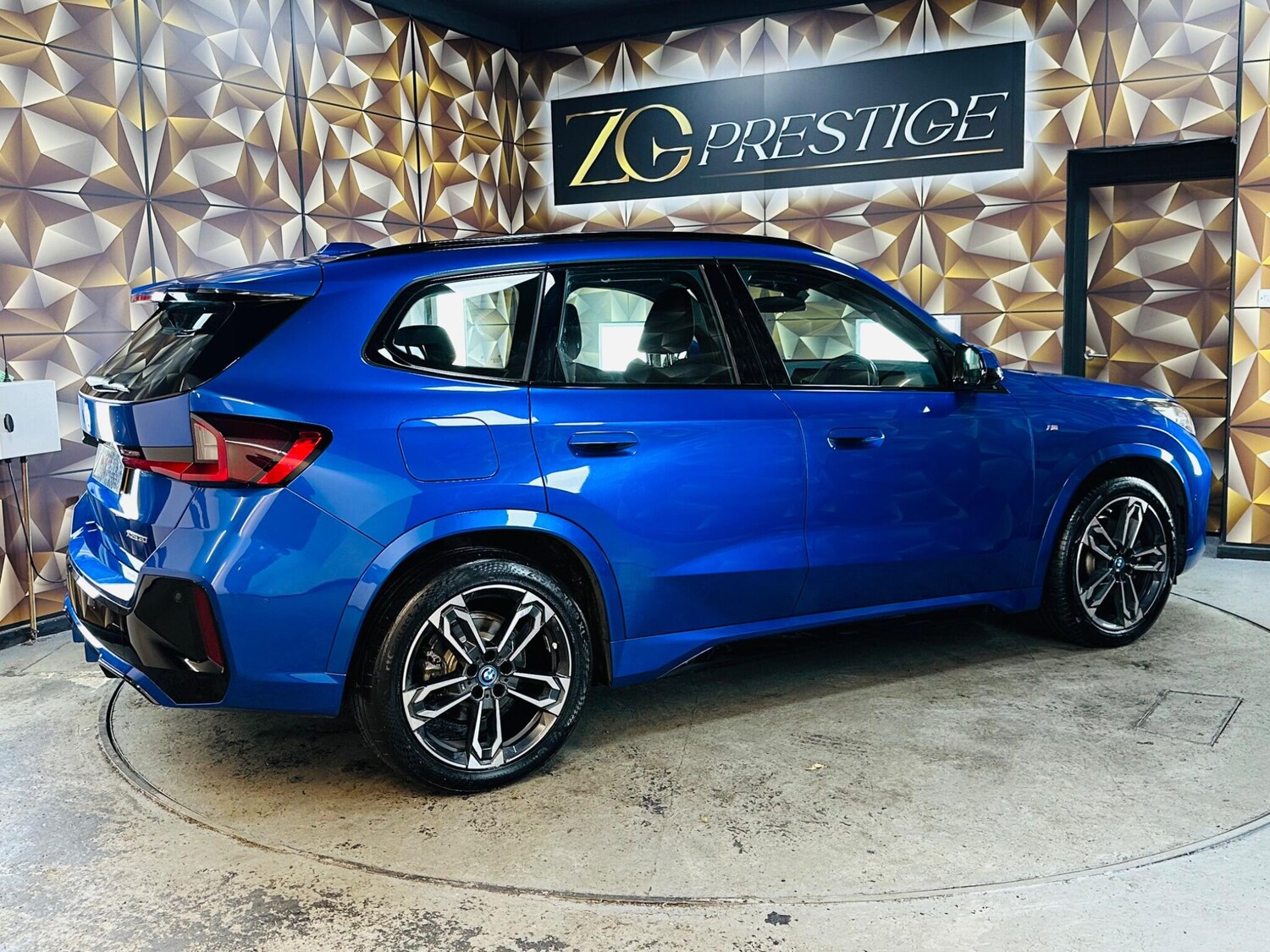 Used BMW iX1 2023 for sale - 77839990: Photo 44