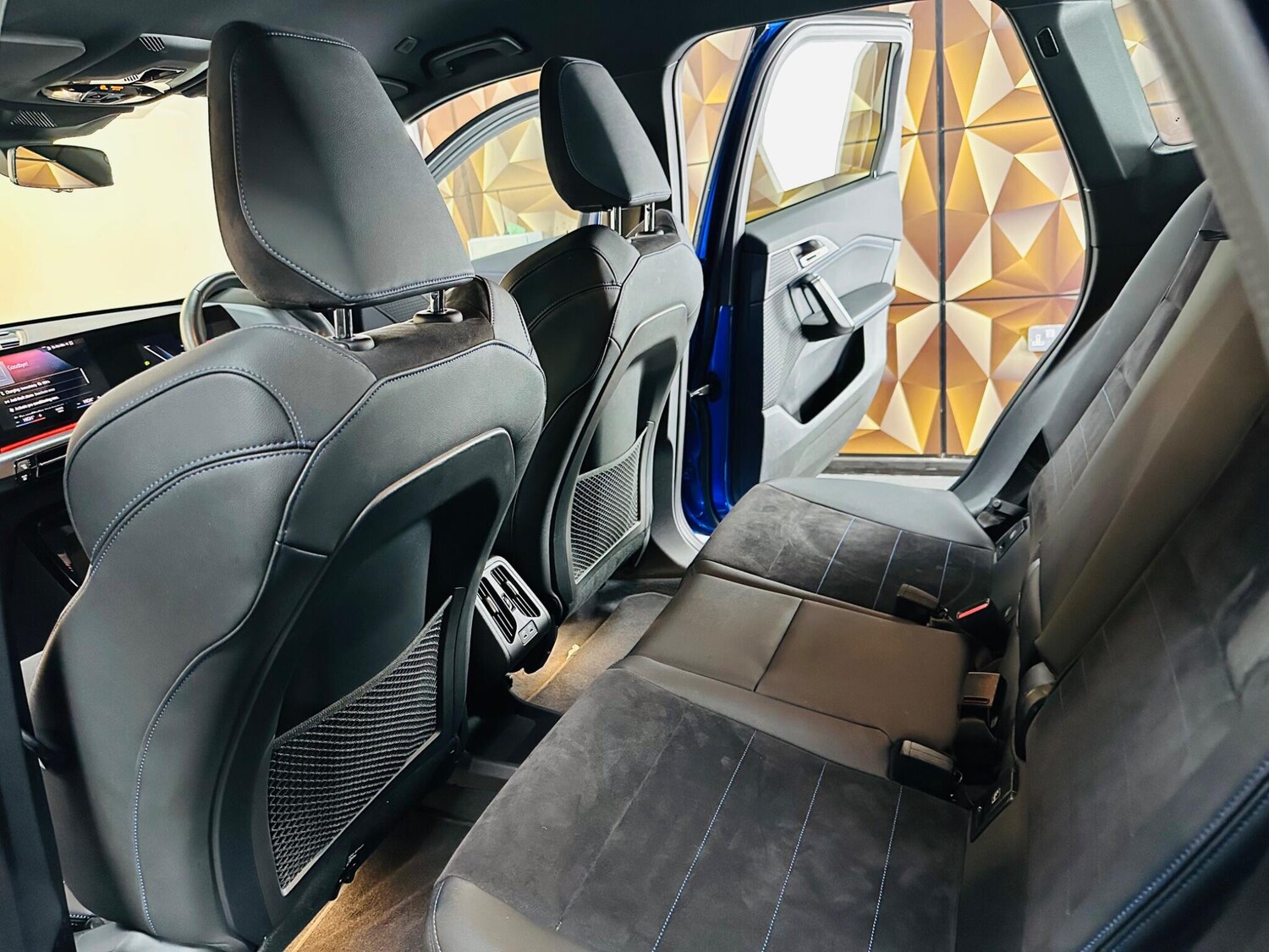 Used BMW iX1 2023 for sale - 77839990: Photo 64