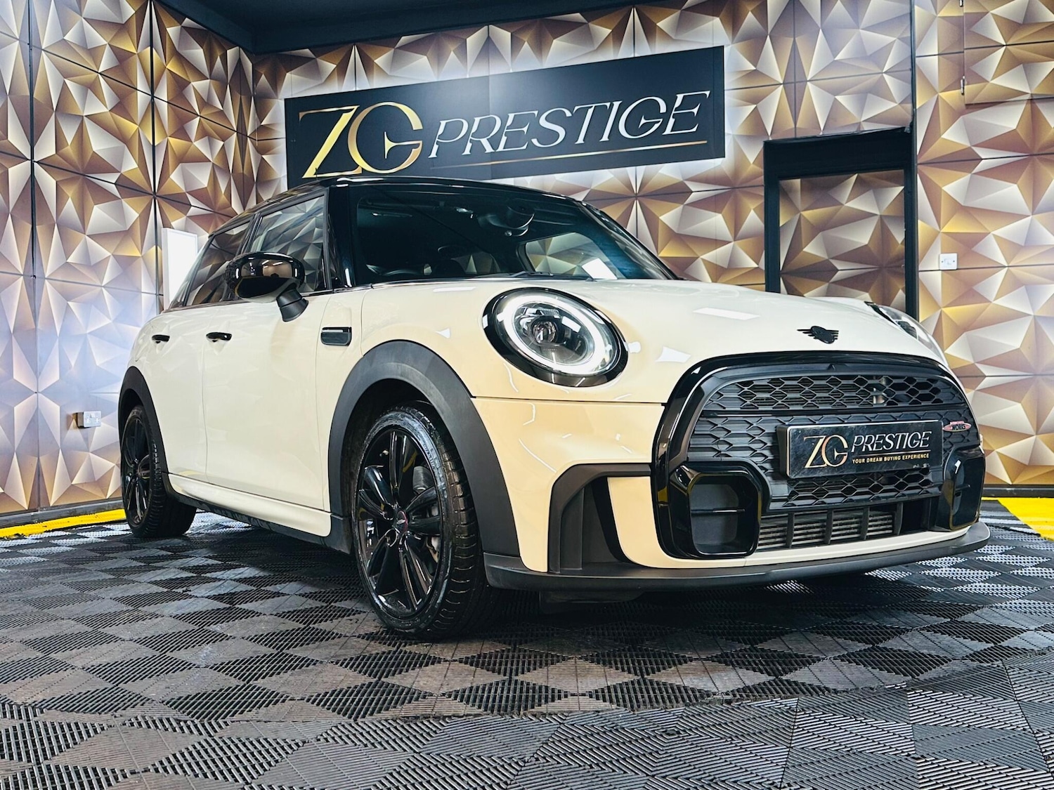 Used MINI Hatch 2022 for sale - 77119789: Photo 21