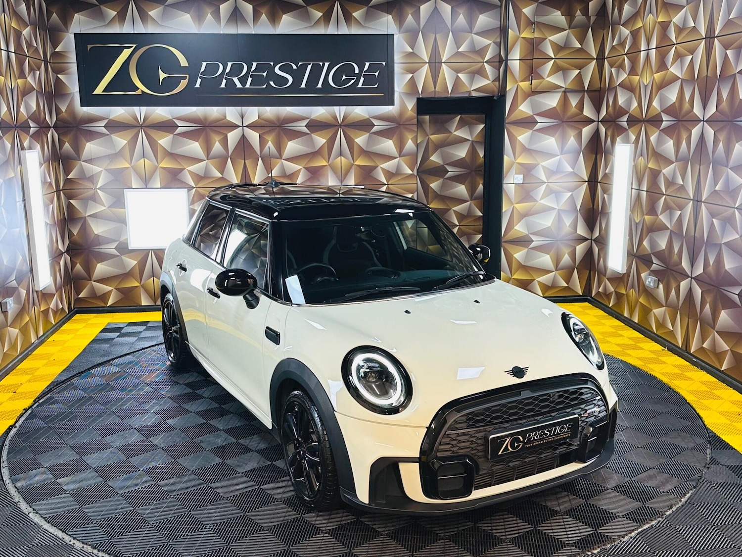 Used MINI Hatch 2022 for sale - 77119789: Photo 27