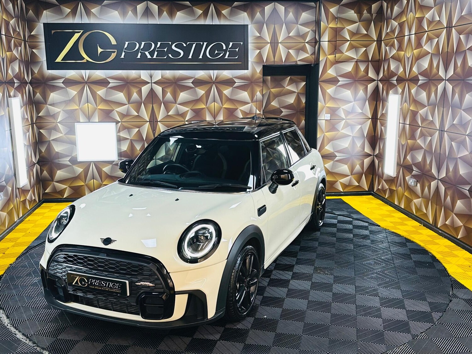 Used MINI Hatch 2022 for sale - 77119789: Photo 41