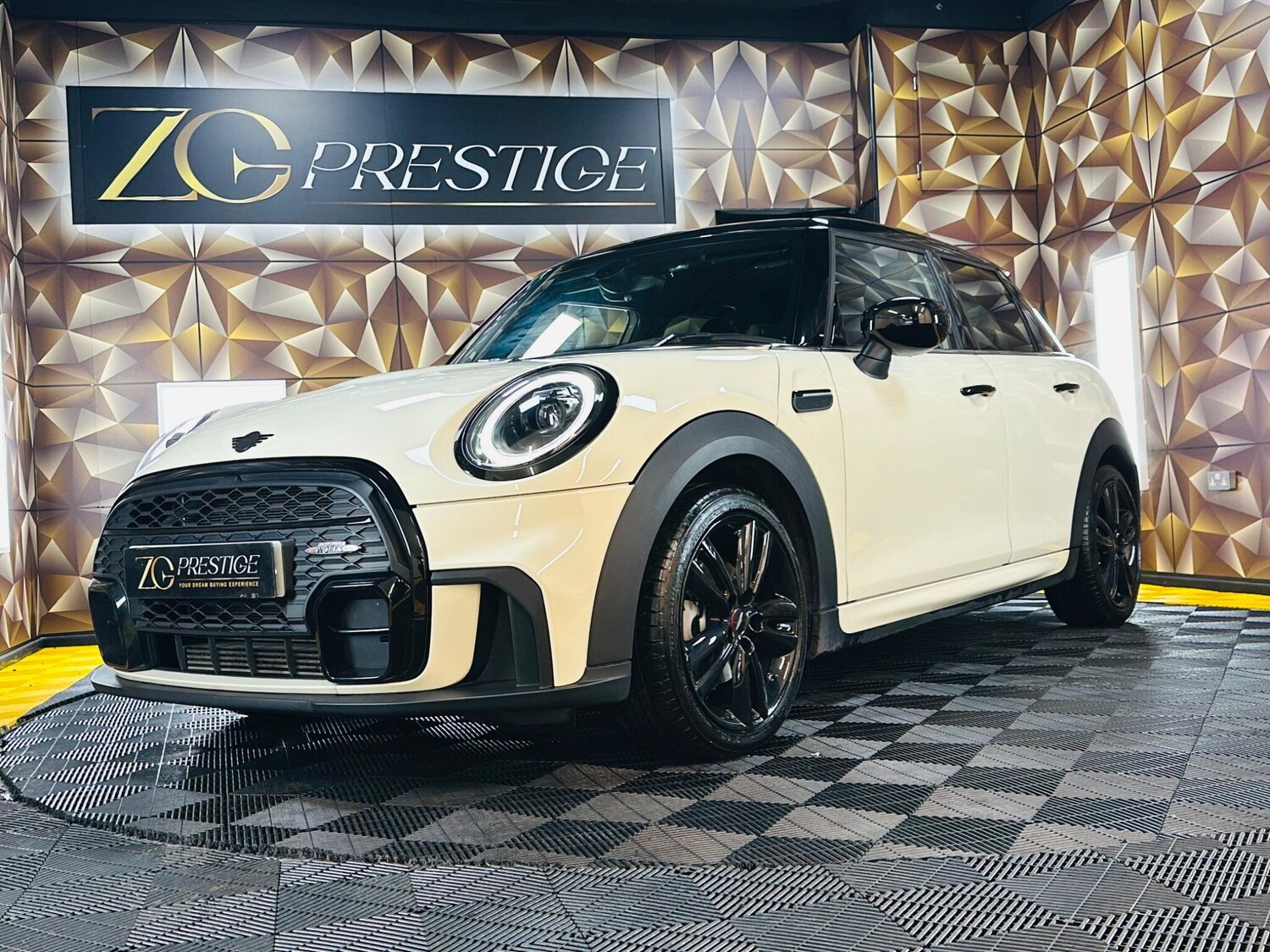 Used MINI Hatch 2022 for sale - 77119789: Photo 42
