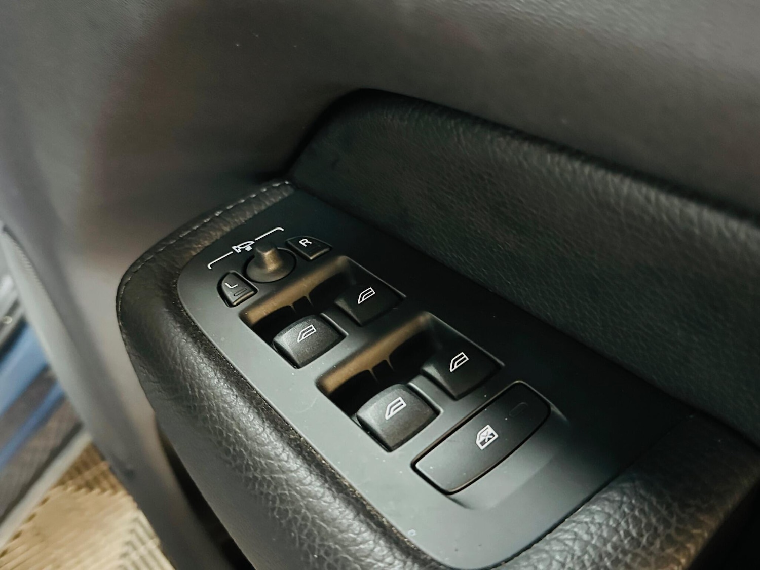 Used Volvo XC60 2019 for sale - 77598151: Photo 51