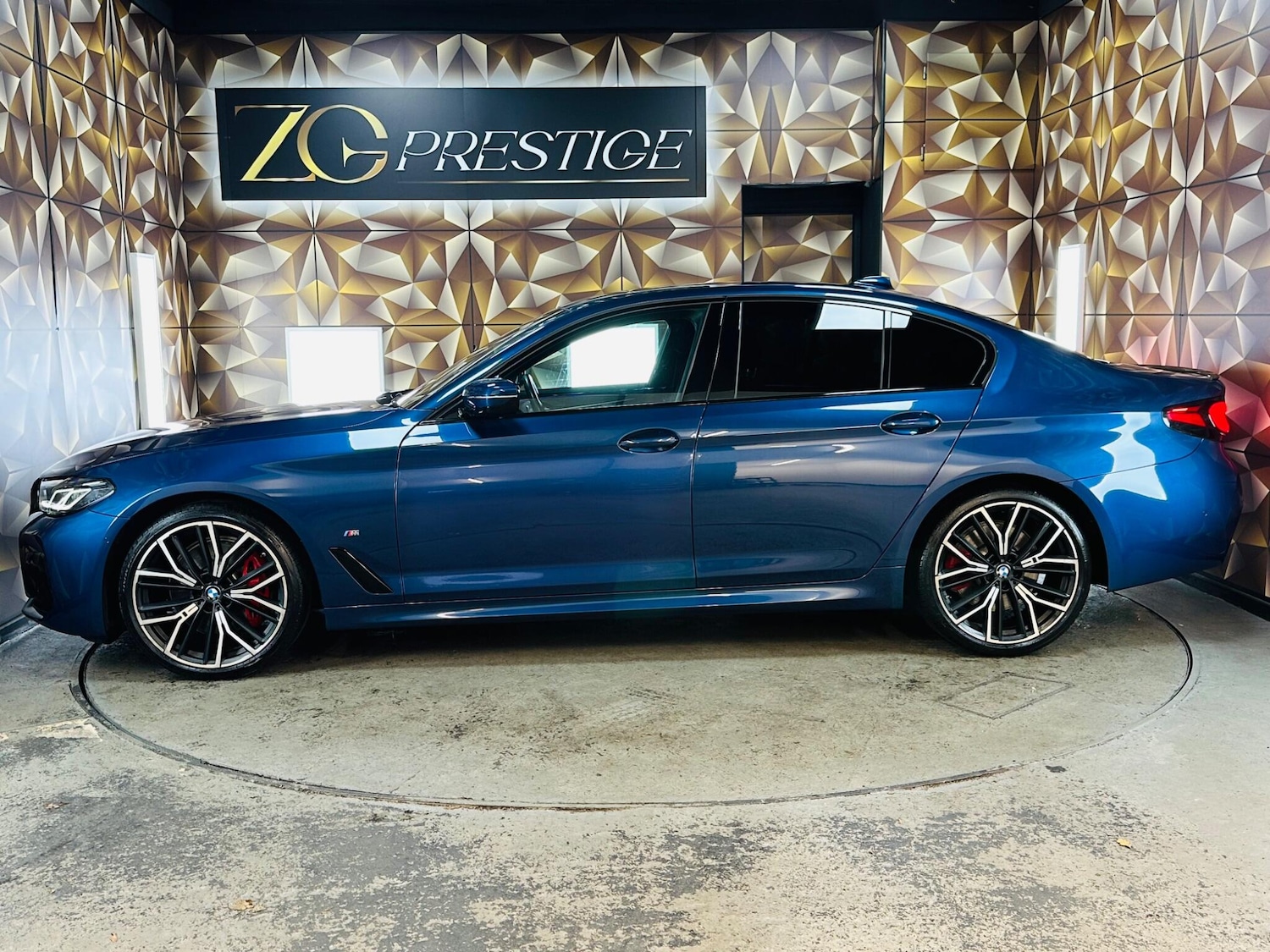 Used BMW 5 Series 2022 for sale - 76886986: Photo 11