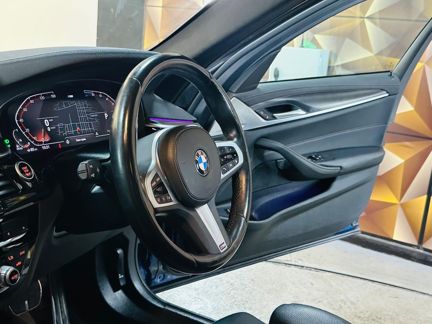 Used BMW 5 Series 2022 for sale - 76886986: Photo 26