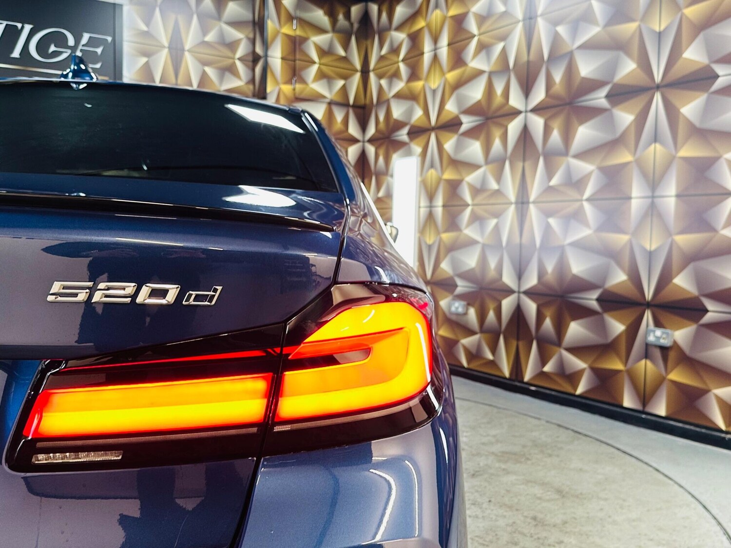 Used BMW 5 Series 2022 for sale - 76886986: Photo 42