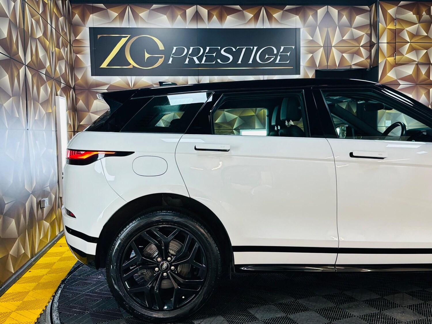 Used Land Rover Range Rover Evoque for sale - 77737096: Photo 39