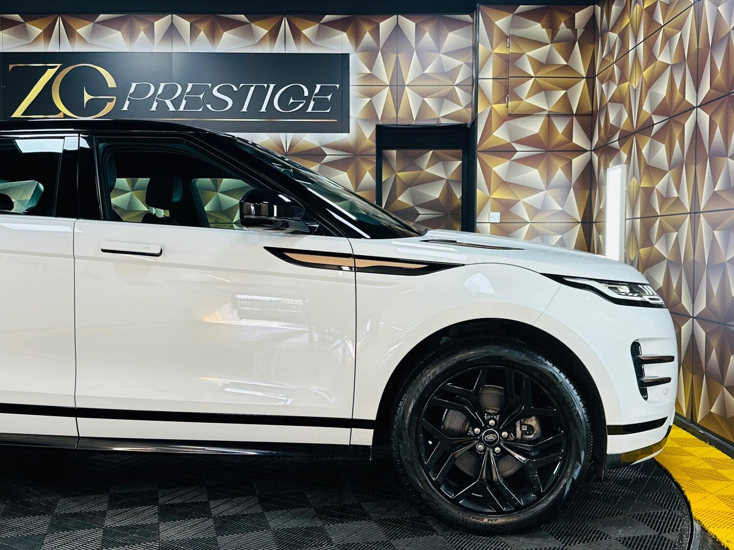 Used Land Rover Range Rover Evoque for sale - 77737096: Photo 43