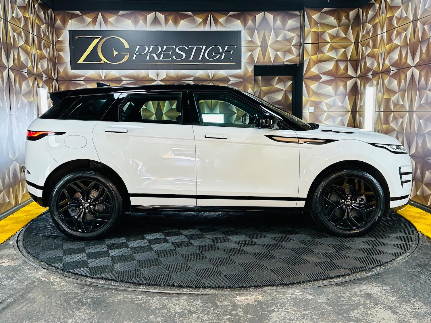 Used Land Rover Range Rover Evoque for sale - 77737096: Photo 9
