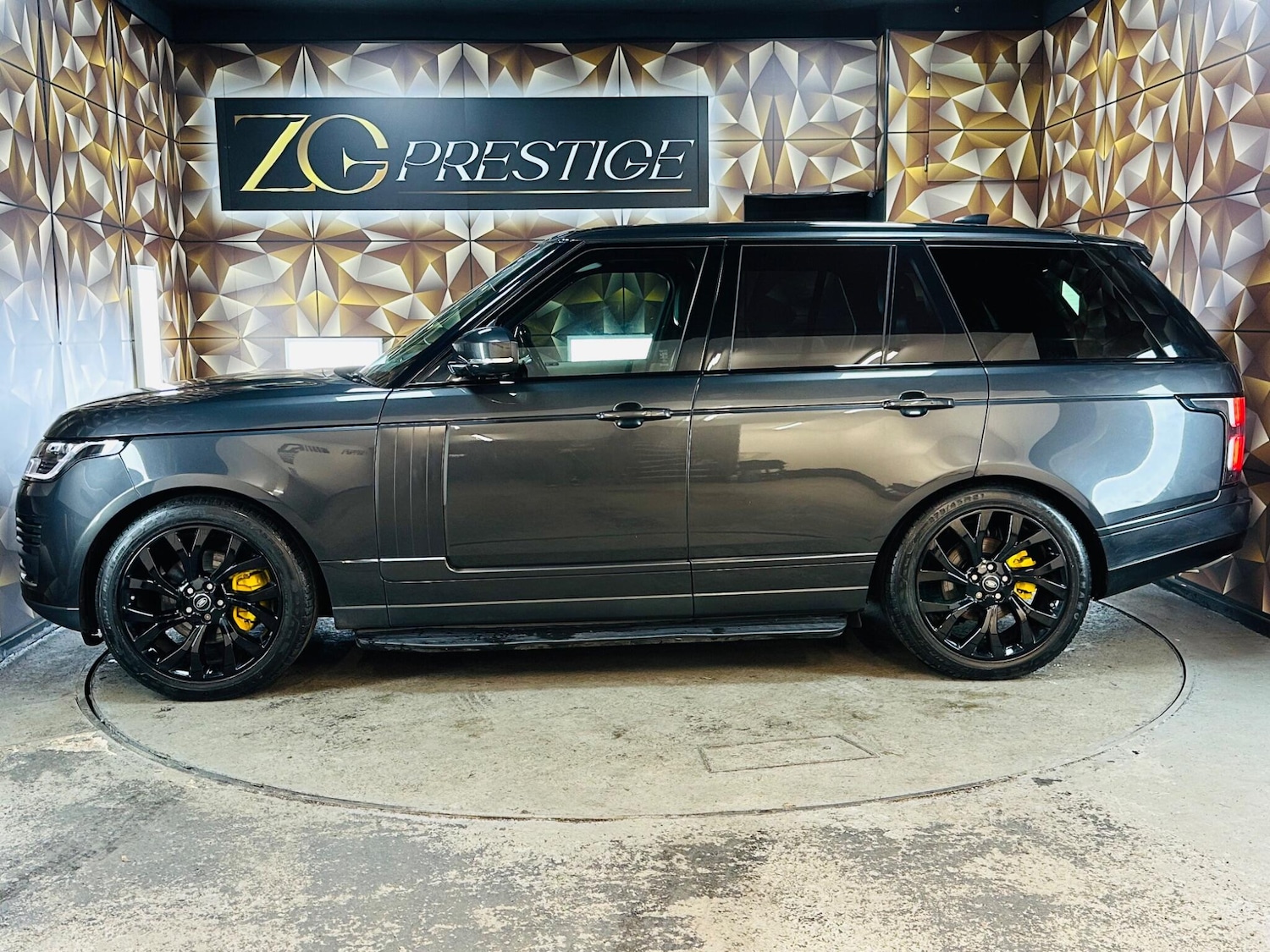 Used Land Rover Range Rover 2019 for sale - 76953585: Photo 11