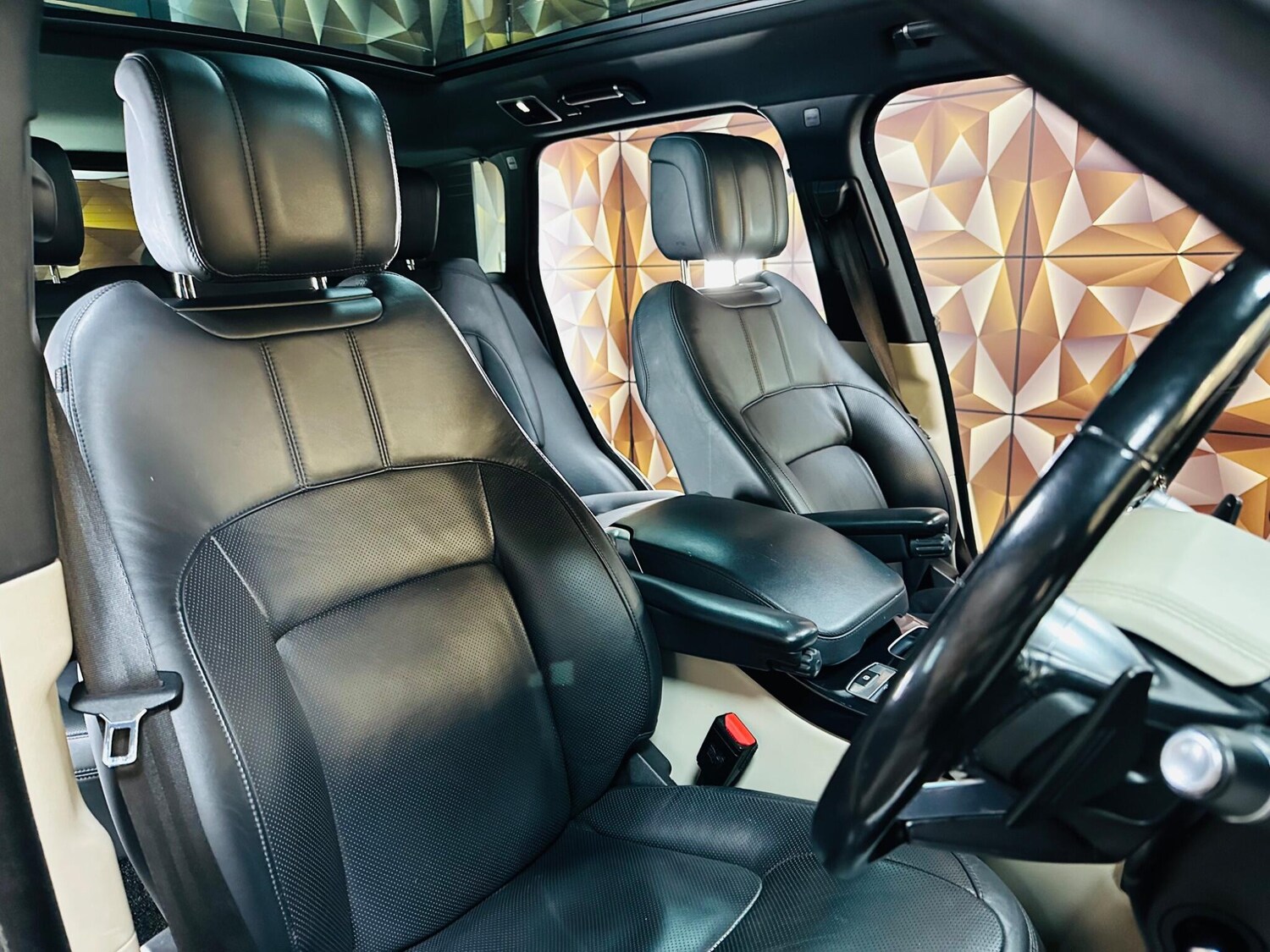 Used Land Rover Range Rover 2019 for sale - 76953585: Photo 18